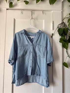 Alex & Jordan size L blue Button-Down Shirt with Pockets